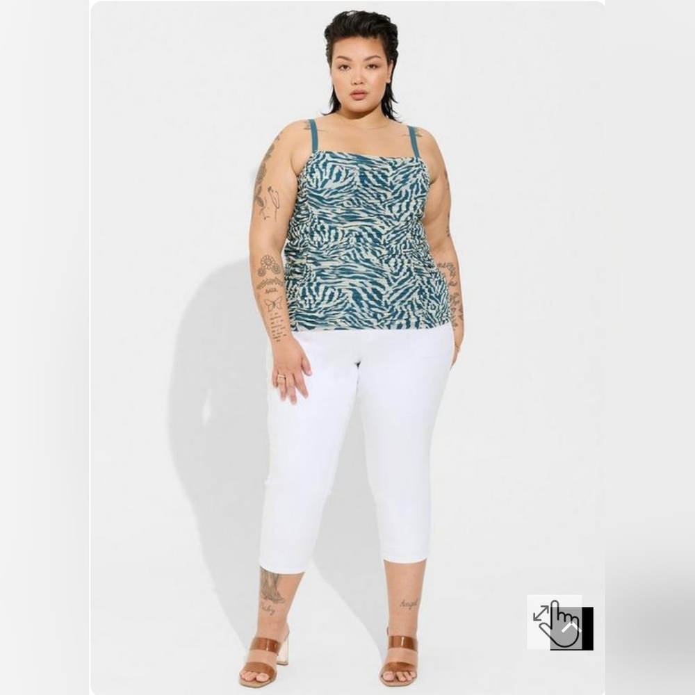 Torrid Cropped Shirred Cami - Picture 5 of 9